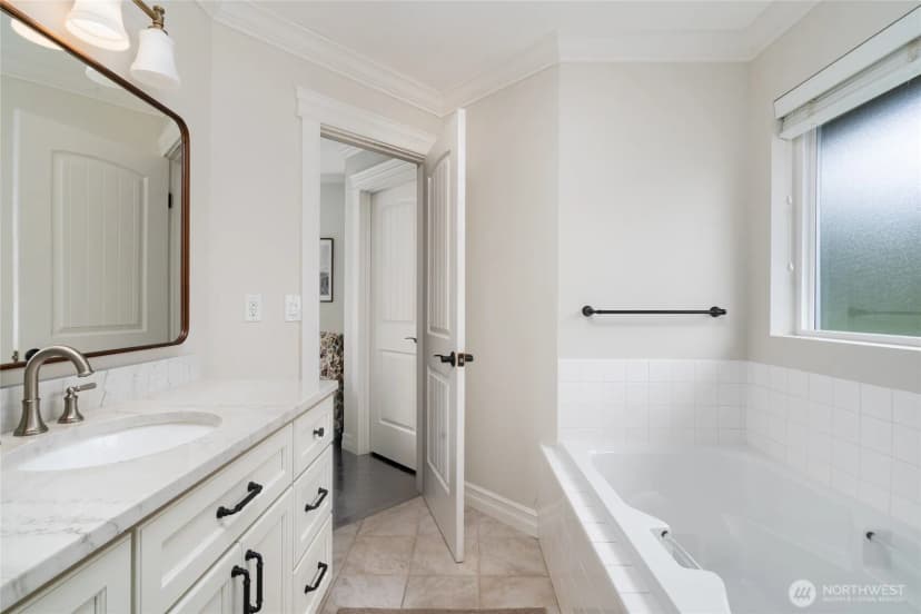 Property photo for 2311 Forest View Lane, Anacortes photo 24