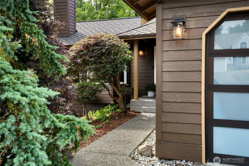 Property photo for 2311 Forest View Lane, Anacortes photo 3