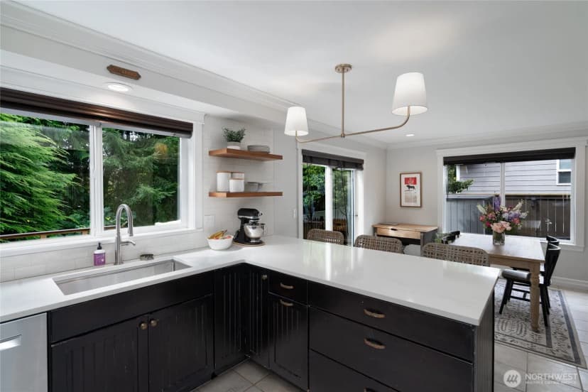 Property photo for 2311 Forest View Lane, Anacortes photo 12