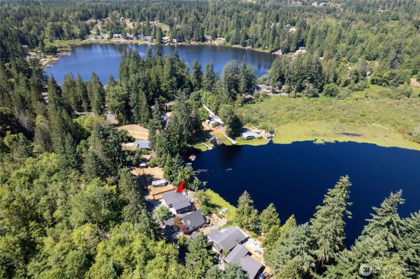 Property photo for 13615 Twin Lakes Drive E, Graham photo 39