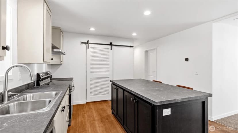 Property photo for 1019 Harmony Road, Oak Harbor photo 14