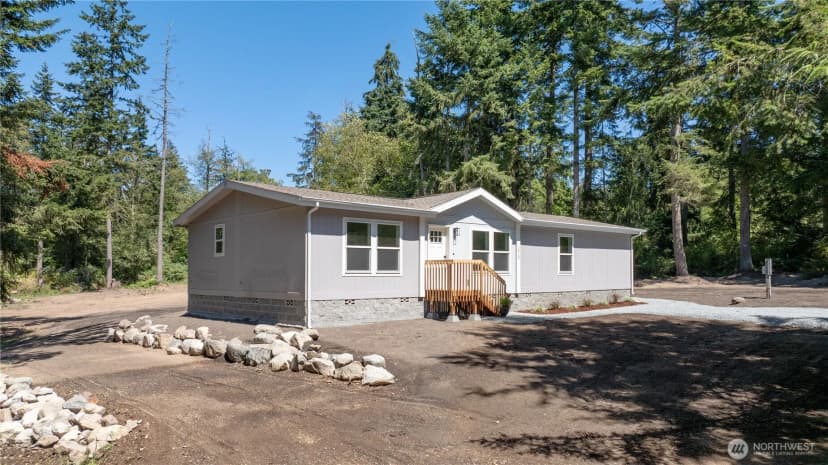 Property photo for 1019 Harmony Road, Oak Harbor photo 5