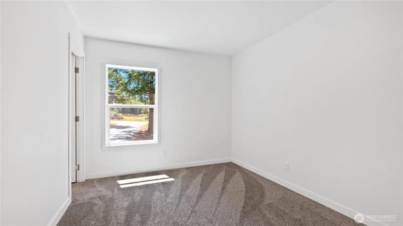 Property photo for 1019 Harmony Road, Oak Harbor photo 30
