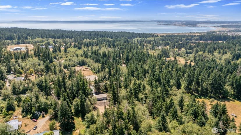 Property photo for 1019 Harmony Road, Oak Harbor photo 4