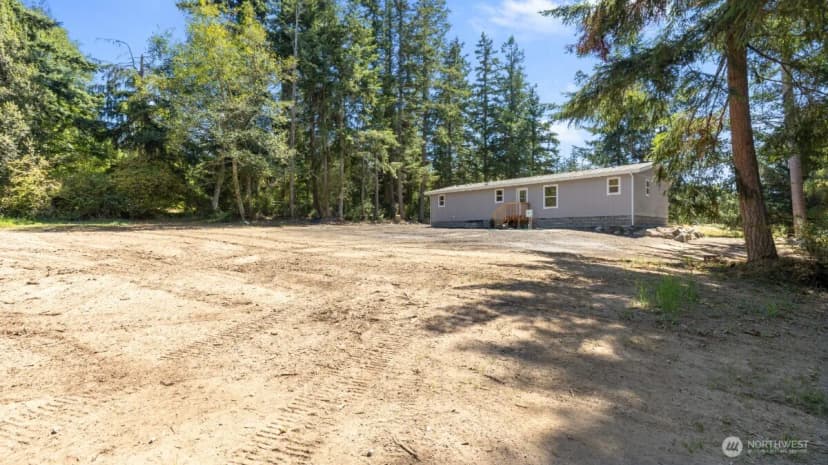 Property photo for 1019 Harmony Road, Oak Harbor photo 37