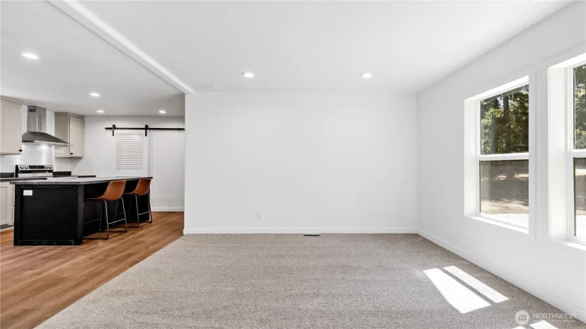 Property photo for 1019 Harmony Road, Oak Harbor photo 10