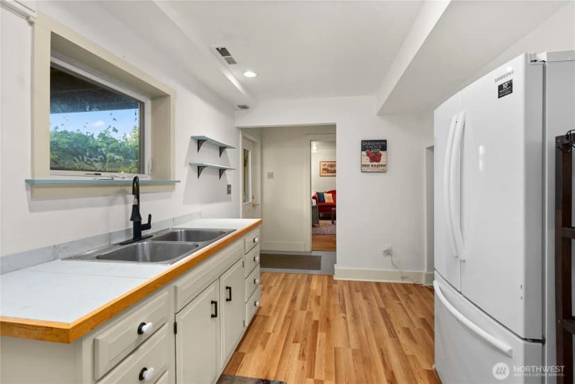 Property photo for 1001 Yew Avenue Ne, Olympia photo 19