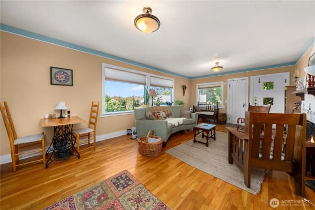 Property photo for 1001 Yew Avenue Ne, Olympia photo 4