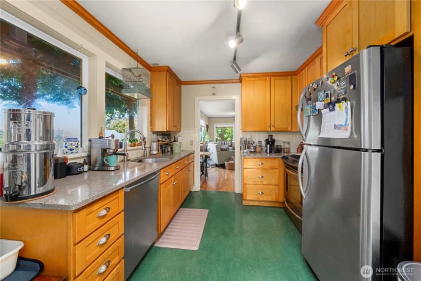 Property photo for 1001 Yew Avenue Ne, Olympia photo 12