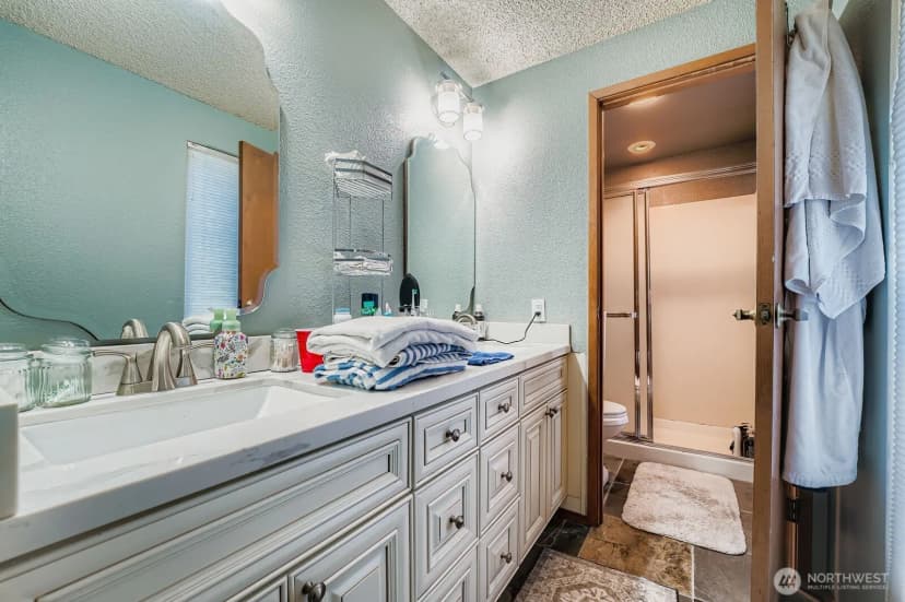 Property photo for 27441 145th Avenue Se, Kent photo 18