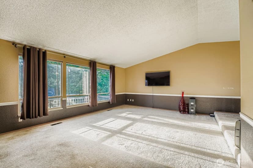 Property photo for 27441 145th Avenue Se, Kent photo 5
