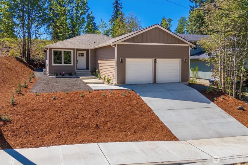 Property photo for 429 Chestnut Street, Shelton