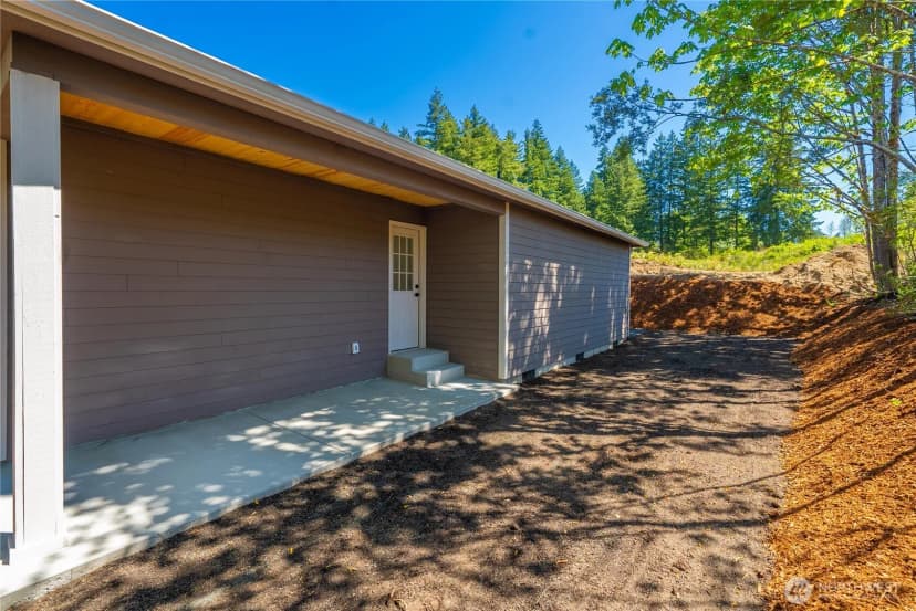 Property photo for 429 Chestnut Street, Shelton photo 24