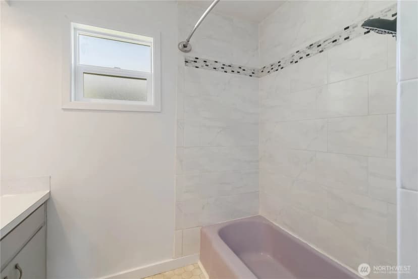 Property photo for 3142 Maple Street, Longview photo 10