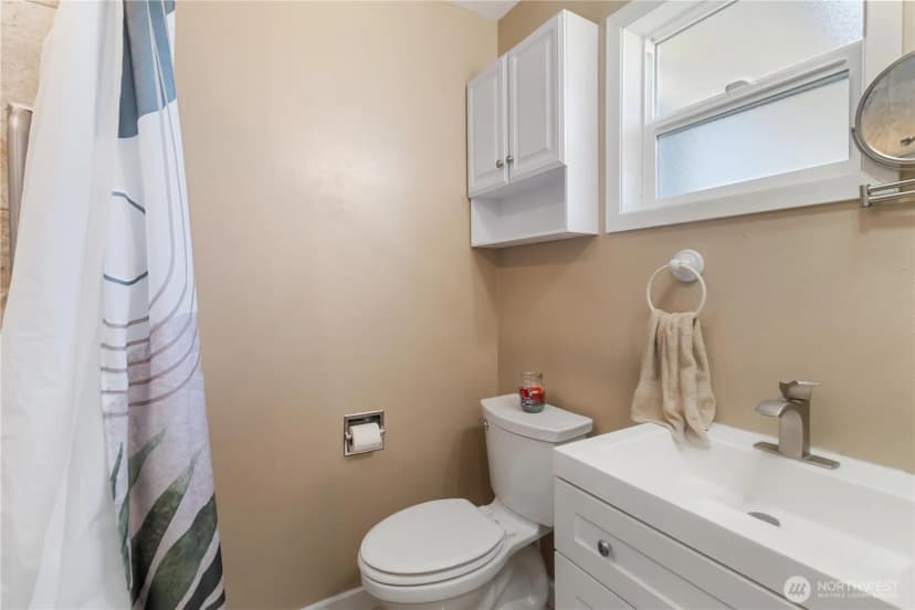 Property photo for 3142 Maple Street, Longview photo 16