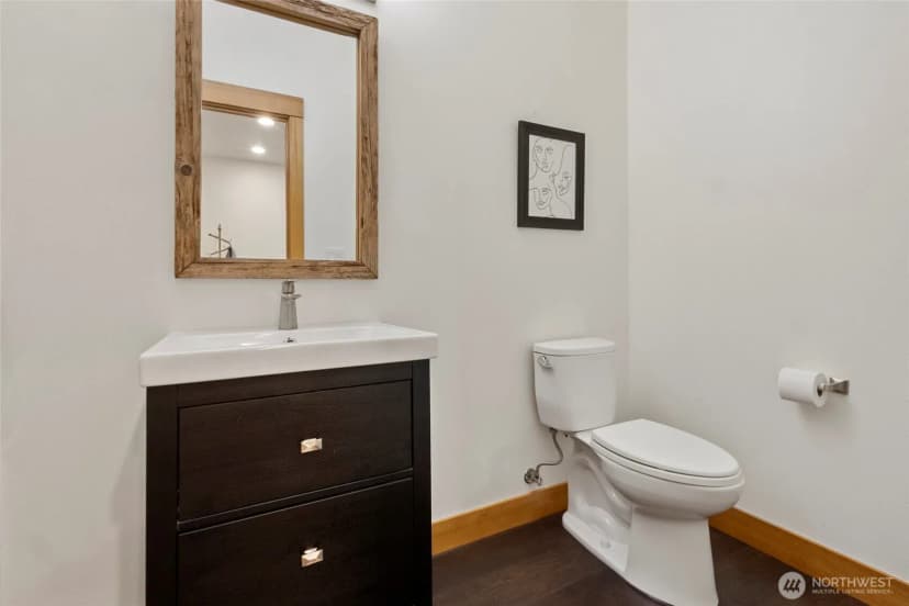 Property photo for 8996 Dearborn Avenue, Blaine photo 19