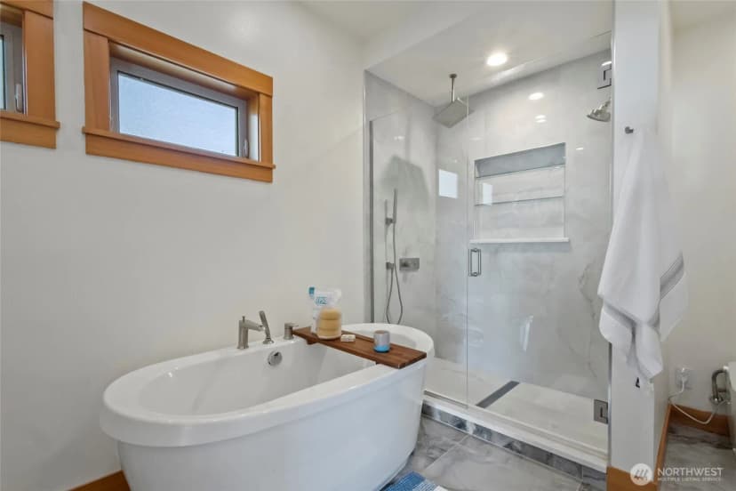 Property photo for 8996 Dearborn Avenue, Blaine photo 13