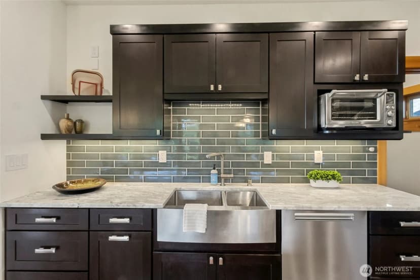 Property photo for 8996 Dearborn Avenue, Blaine photo 18