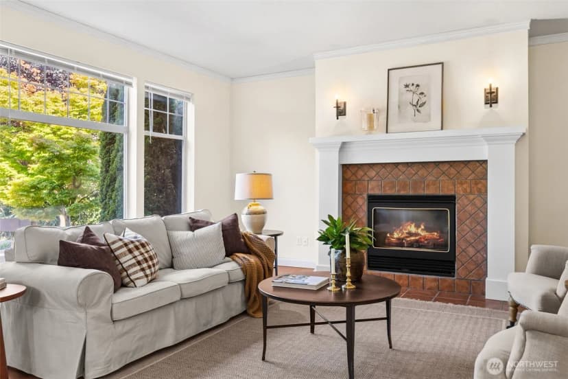 Property photo for 902 S Linden Lane, Tacoma photo 6