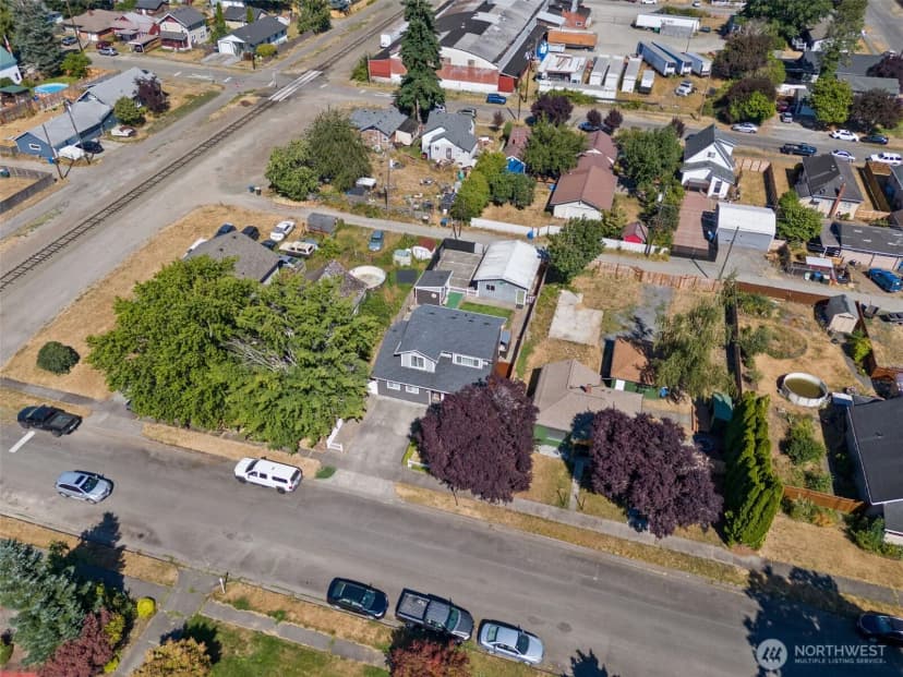 Property photo for 1020 H Street, Centralia photo 38