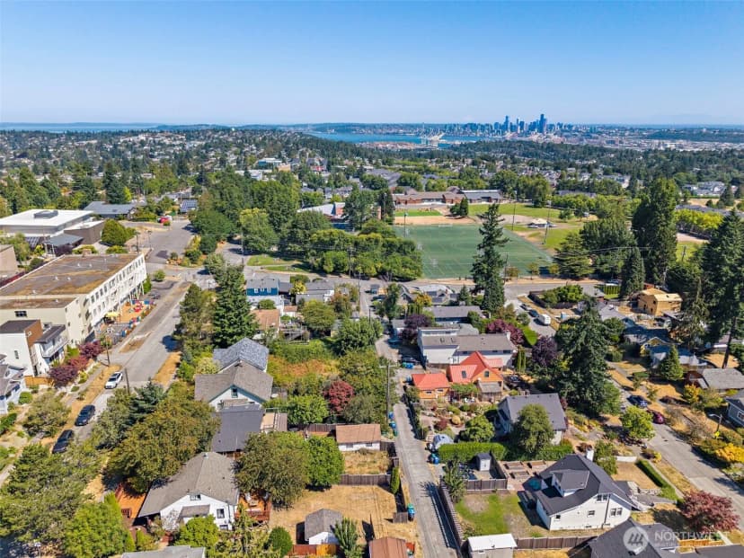 Property photo for 7132 34th Avenue Sw, Seattle photo 36