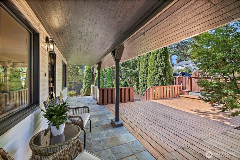 Property photo for 7132 34th Avenue Sw, Seattle photo 5