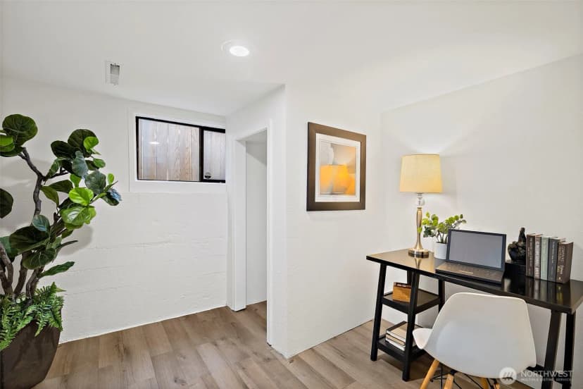 Property photo for 7132 34th Avenue Sw, Seattle photo 31