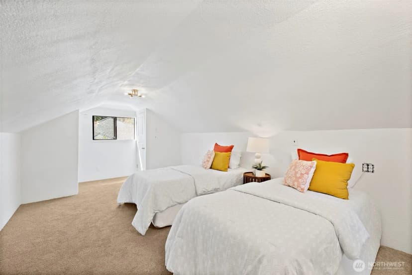 Property photo for 7132 34th Avenue Sw, Seattle photo 16