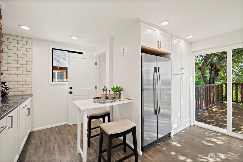 Property photo for 7132 34th Avenue Sw, Seattle photo 18