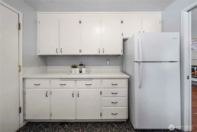 Property photo for 725 N 188th Street, Shoreline photo 12