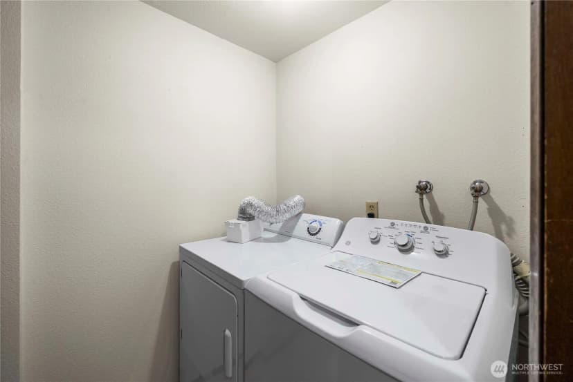 Property photo for 725 N 188th Street, Shoreline photo 22