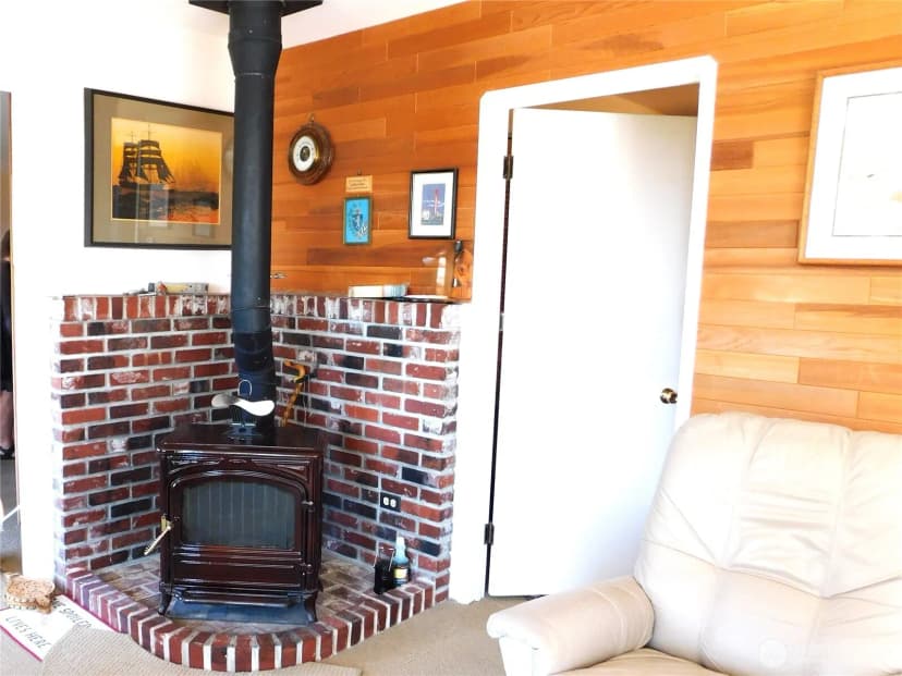 Property photo for 54 Cedar Street, Friday Harbor photo 8