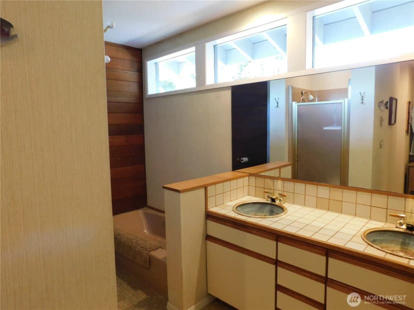 Property photo for 54 Cedar Street, Friday Harbor photo 10