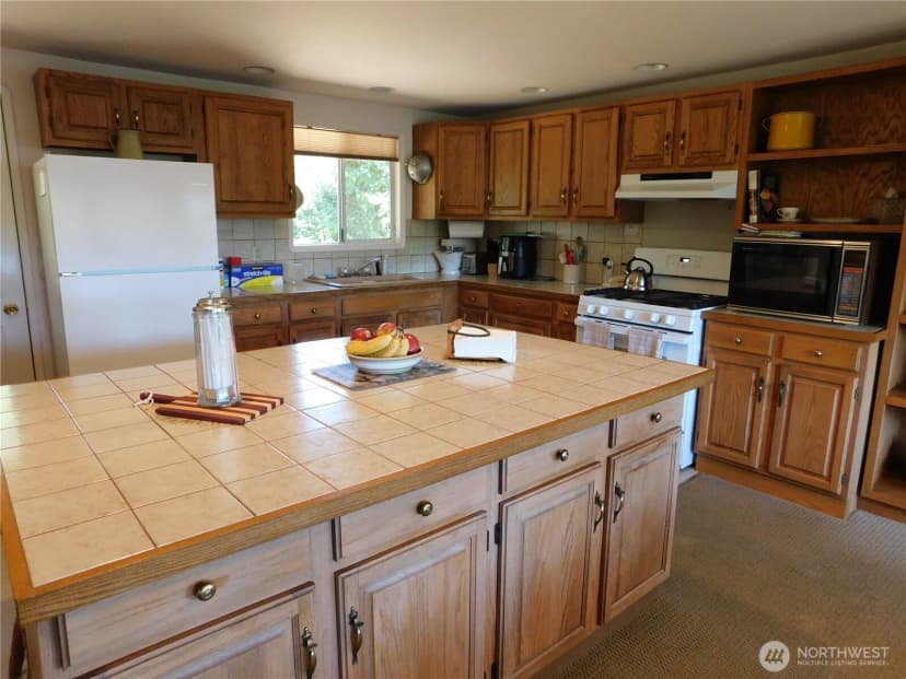 Property photo for 54 Cedar Street, Friday Harbor photo 6