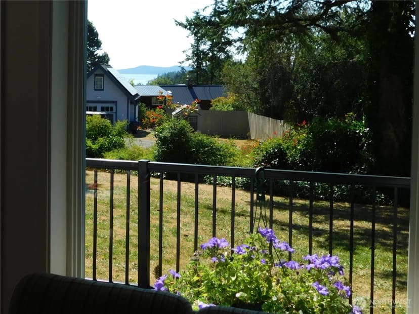 Property photo for 54 Cedar Street, Friday Harbor photo 15