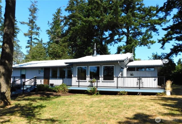 Property photo for 54 Cedar Street, Friday Harbor photo 2