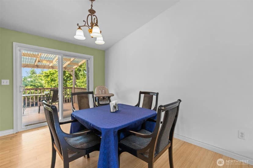 Property photo for 15028 45th Place W, Lynnwood photo 6