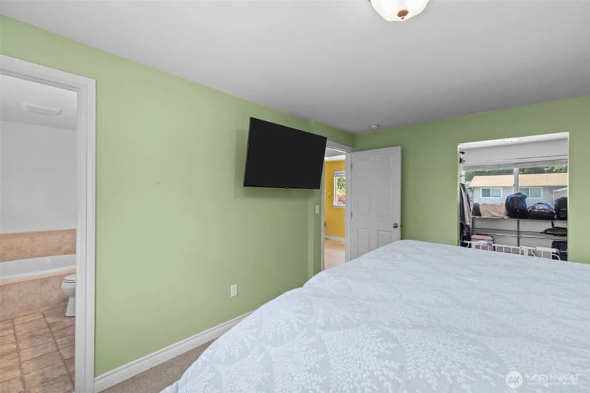 Property photo for 15028 45th Place W, Lynnwood photo 13