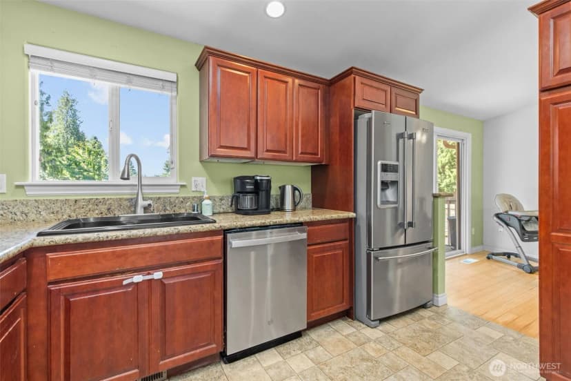 Property photo for 15028 45th Place W, Lynnwood photo 10