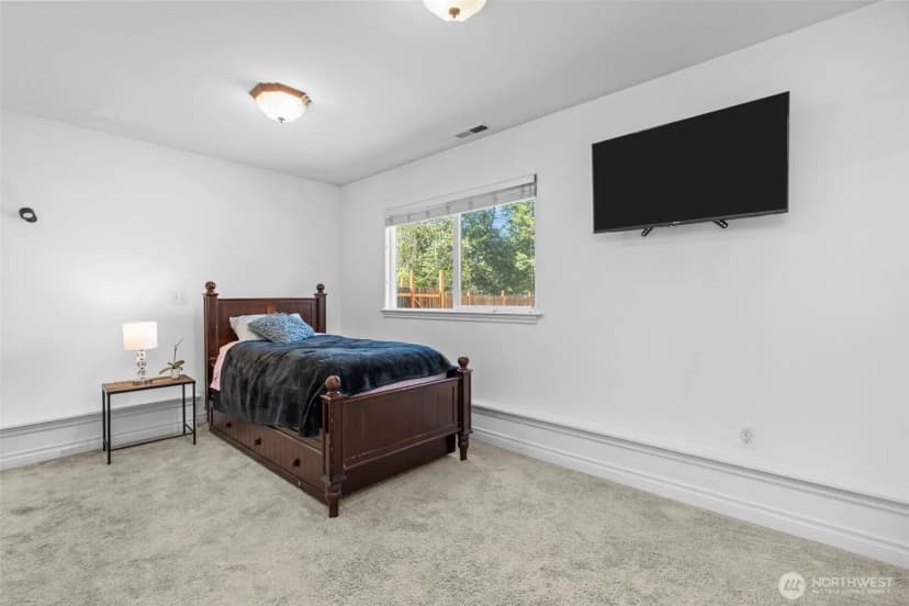 Property photo for 15028 45th Place W, Lynnwood photo 27