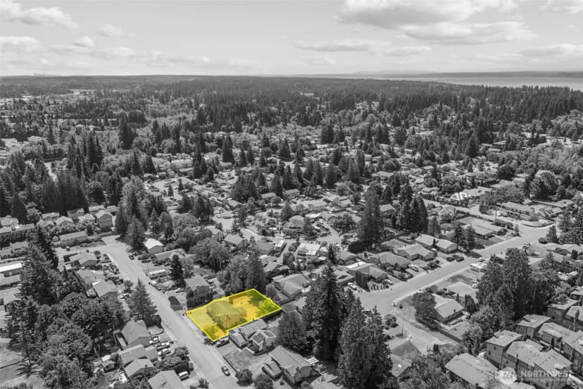 Property photo for 15028 45th Place W, Lynnwood photo 40