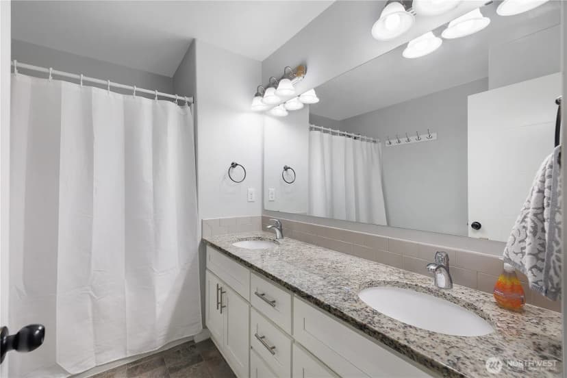 Property photo for 1506 Onyx Street Se, Olympia photo 15