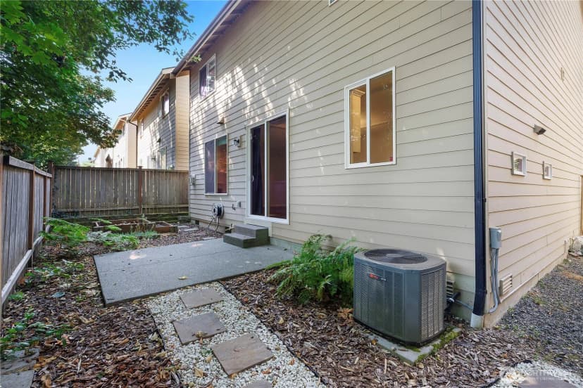 Property photo for 1506 Onyx Street Se, Olympia photo 26