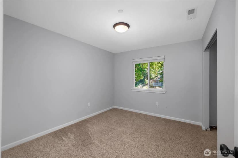 Property photo for 1506 Onyx Street Se, Olympia photo 17