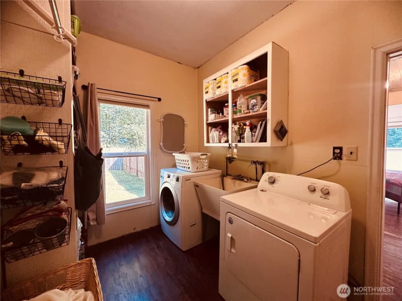 Property photo for 1550 Larch Street, Raymond photo 21