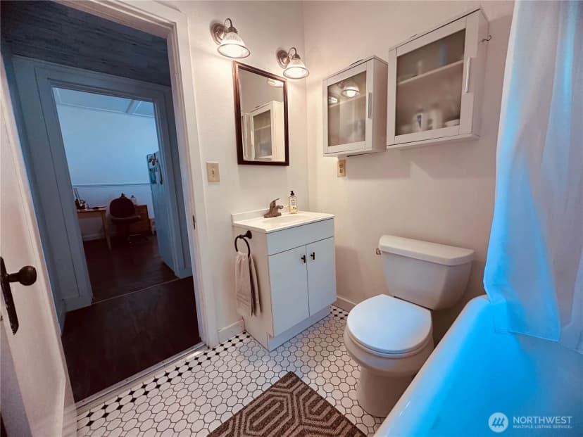 Property photo for 1550 Larch Street, Raymond photo 19