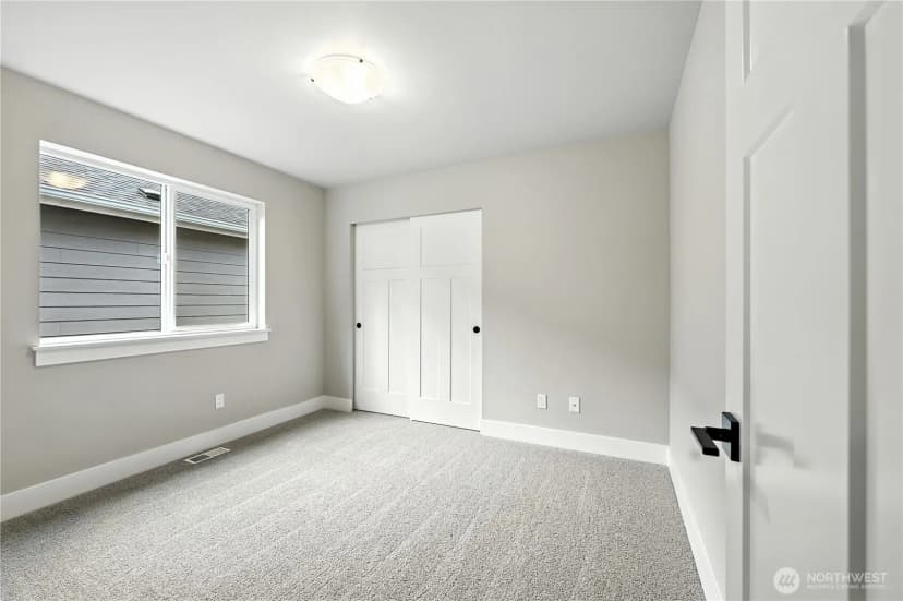 Property photo for 19128 Meridian Drive Se #cw 05, Bothell photo 33