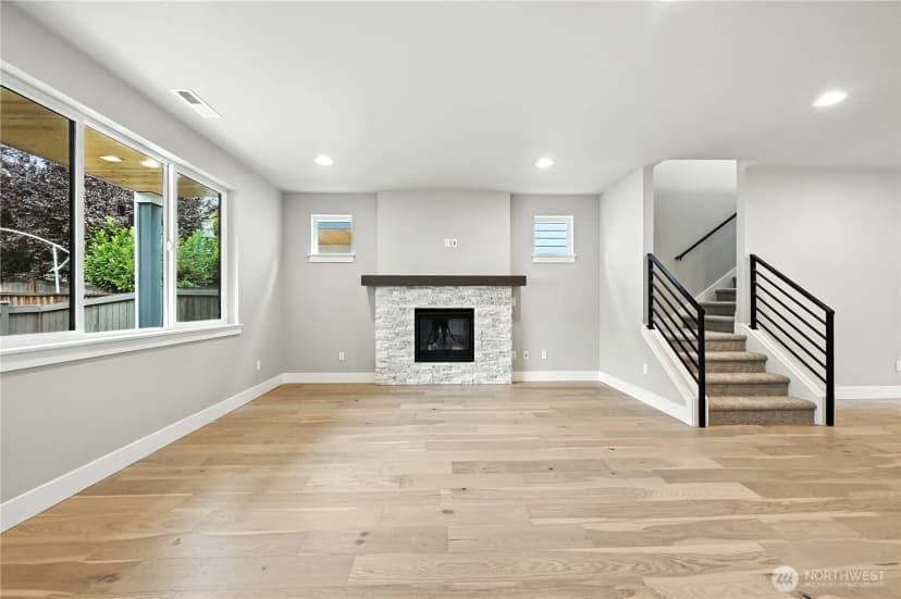 Property photo for 19128 Meridian Drive Se #cw 05, Bothell photo 12
