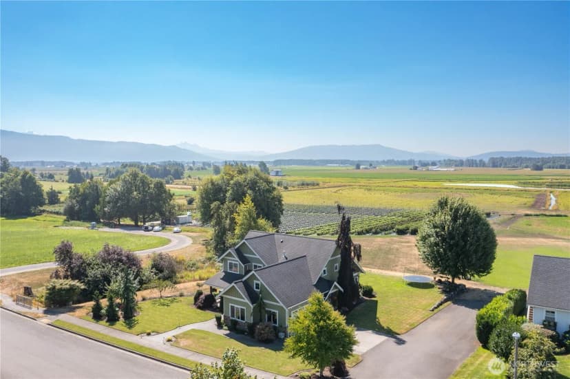 Property photo for 1792 Bradley Road, Lynden photo 37