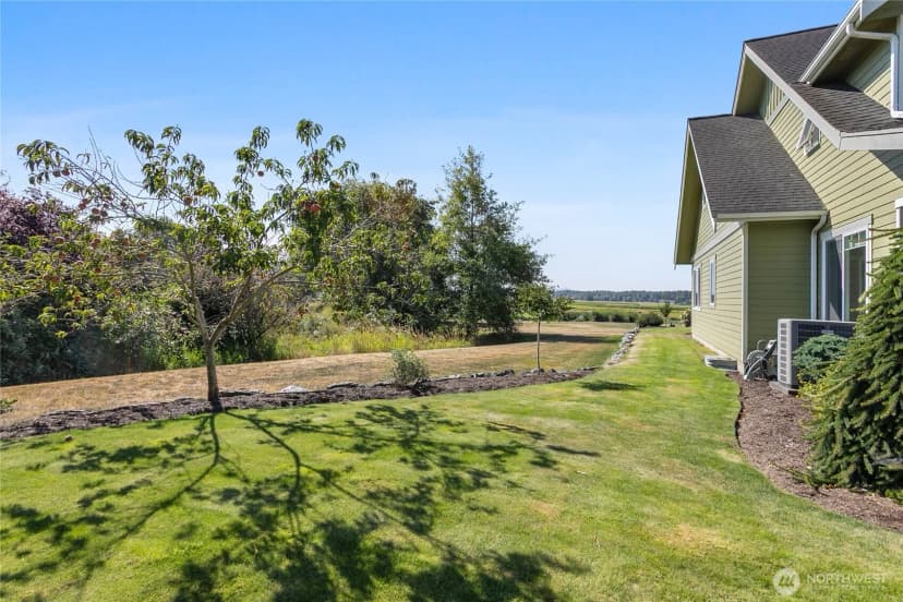 Property photo for 1792 Bradley Road, Lynden photo 36
